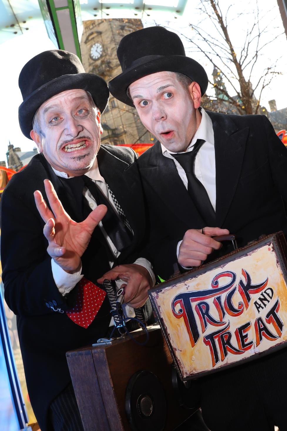 Trick-treat Trick & Treat